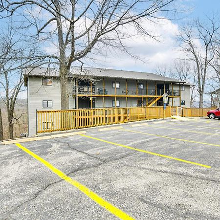 Inviting Branson West Condo With Pool Access Extérieur photo