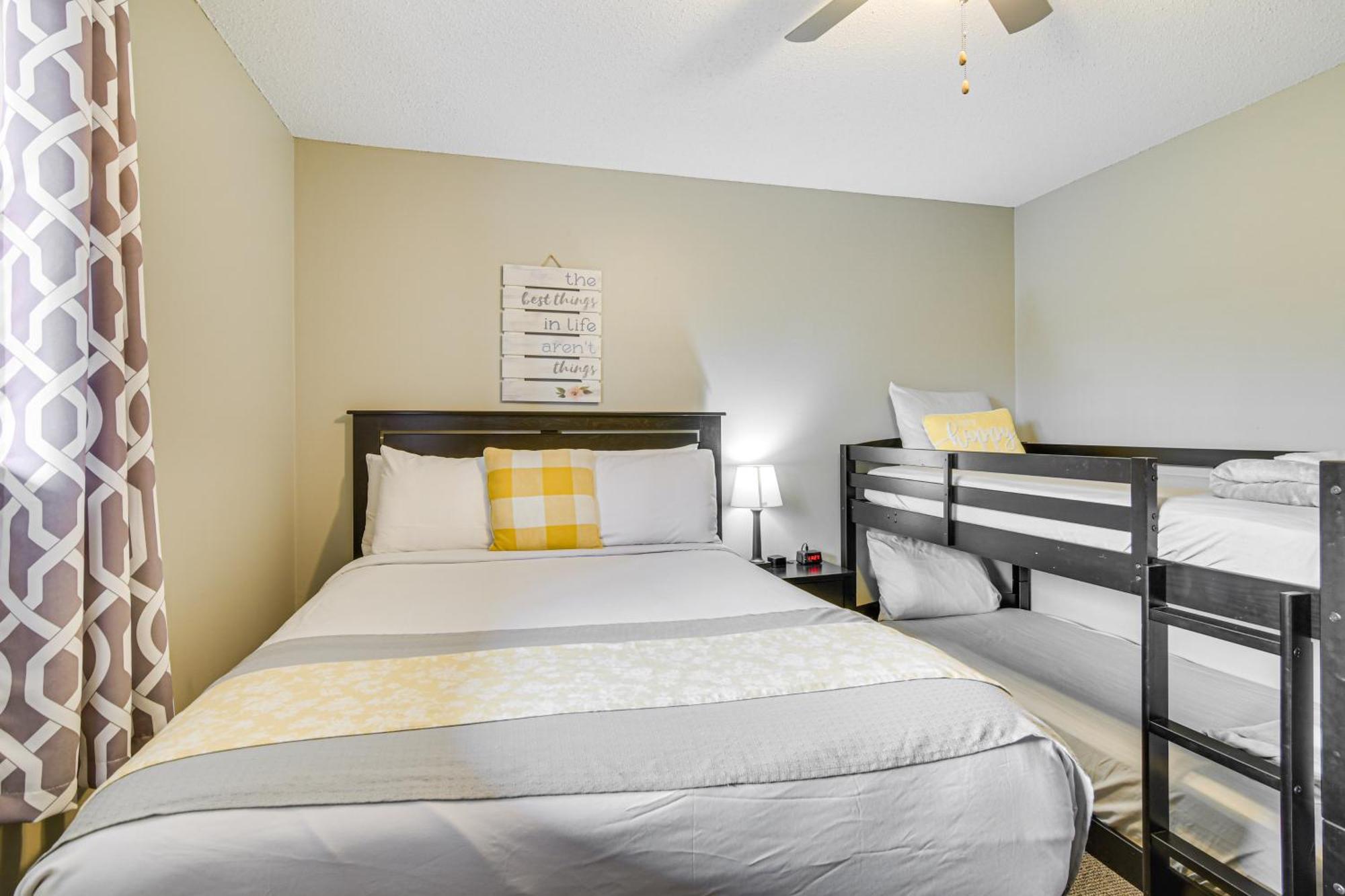 Inviting Branson West Condo With Pool Access Extérieur photo