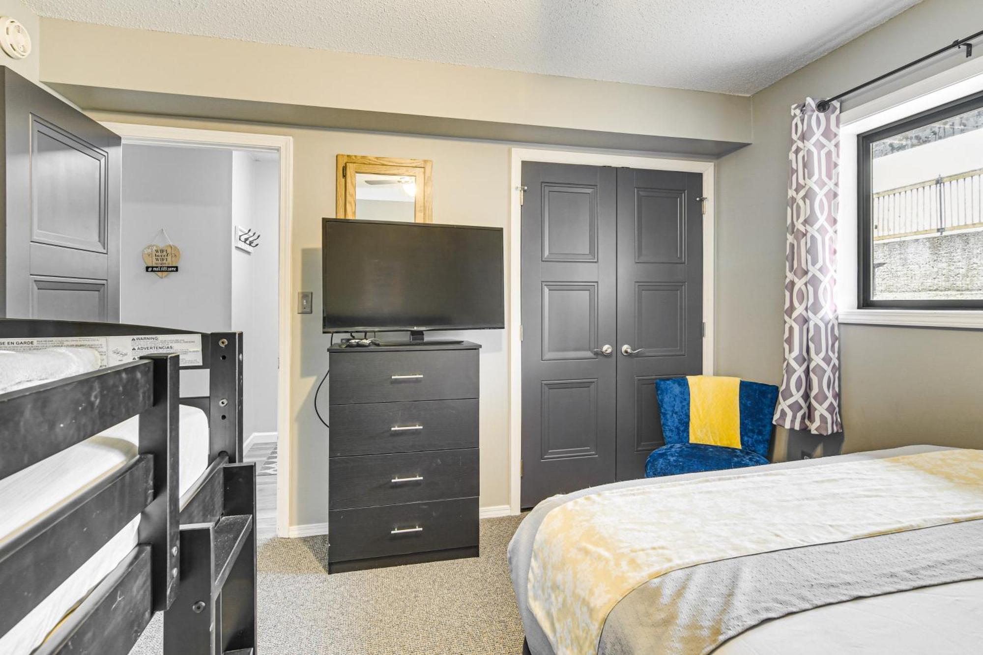 Inviting Branson West Condo With Pool Access Extérieur photo